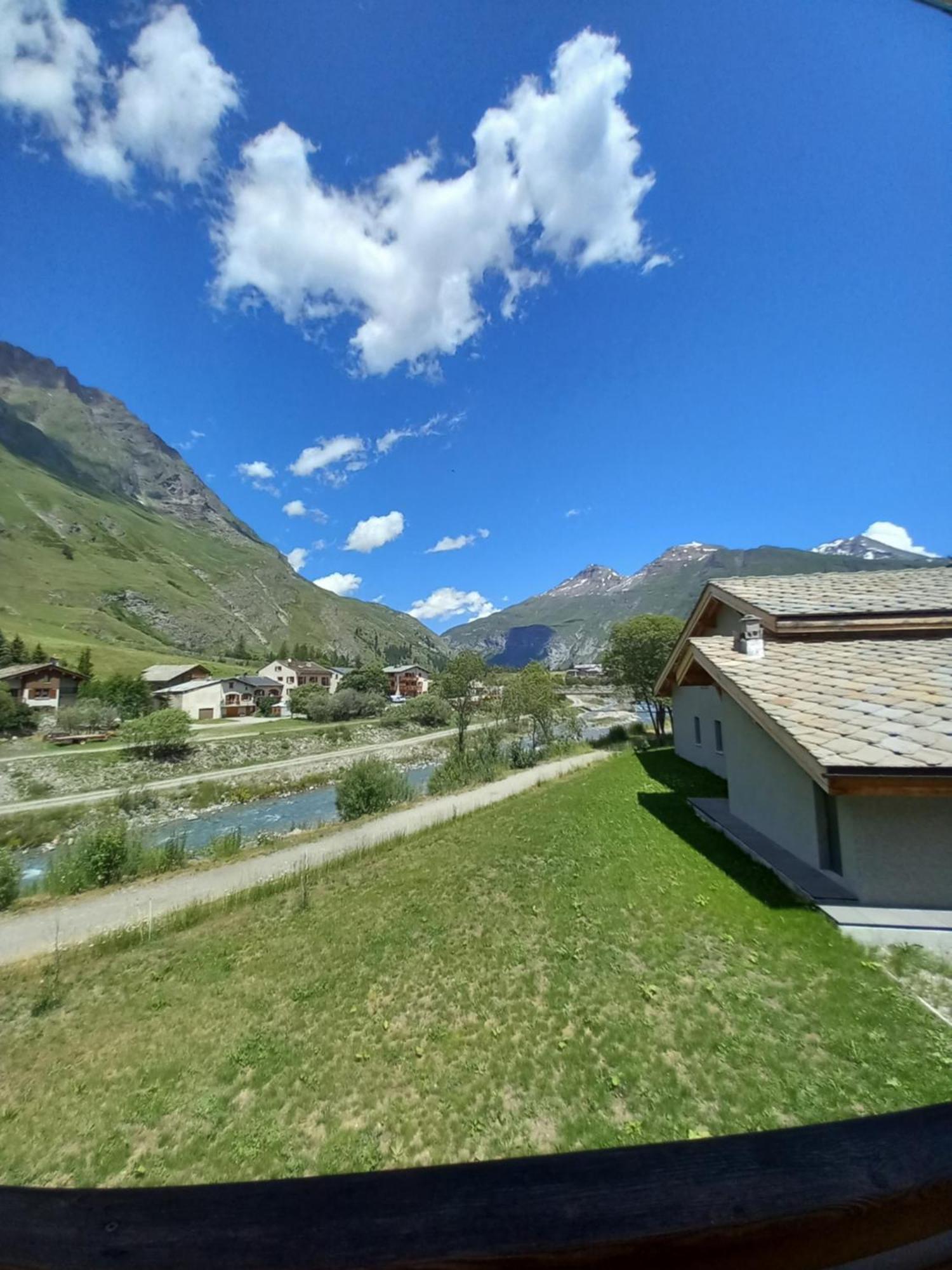 Chalet l'aubépine résidence B&B Bessans Esterno foto